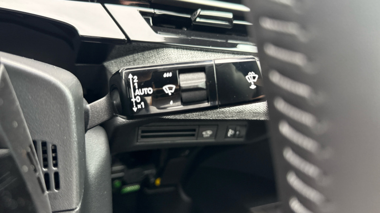 Peugeot 3008 1.2 Hybrid 145 Allure 5dr e-DSC6 Petrol Estate